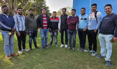 BIG NEWS : इलेक्ट्रॉनिक मीडिया कर्मियों की बैठक संपन्न, सर्वसम्मति से लिया निर्णय, ना कोई जिलाध्यक्ष, ना कोई पदाधिकारी, समिति का गठन, पढ़े खबर