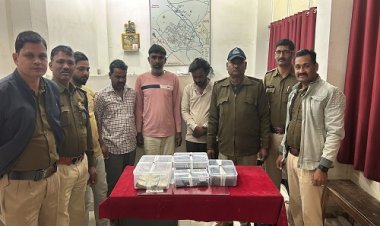 BIG NEWS : रूपए दोगुना करने का लालच, फिर करते ठगी, अब इस गिरोह का पर्दाफाश, कई आरोपी गिरफ्तार, तो नोटों के बंडल और मोबाइल सहित ये भी जप्त, नीमच पुलिस की बड़ी कार्यवाही, SP जायसवाल ने की बड़ी घोषणा, पढ़े खबर