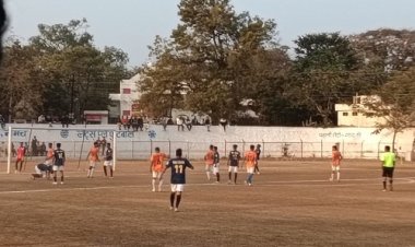BIG NEWS : गणतंत्र दिवस फुटबाल स्पर्धा, NFA सेमी फायनल में, A यूनियन भी जीती, आज इन टीमों के बीच क्वार्टर फाइनल मुकाबला, आप भी देखने पहुंचे ये रोमांचक खेल, पढ़े खबर