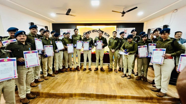 BIG NEWS: कोरोना काल का समय, और खुद की जान डाली जोखिम में, अब अधिकारी-कर्मचारियों को कुछ यूं मिला सम्मान, नीमच पुलिस का ये खास कार्यक्रम संपन्न, इस सूची में 300 से ज्यादा नाम, पढ़े खबर