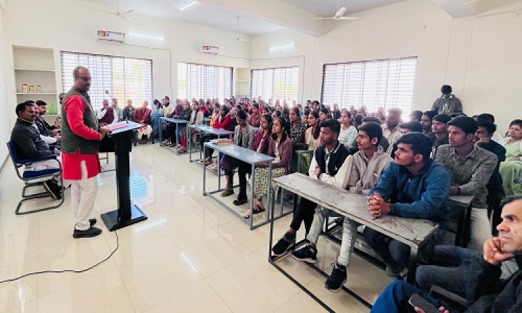 NEWS : जनजातीय गौरव गाथा दिवस, जीरन के शासकीय महाविद्यालय में ये विशेष कार्यक्रम संपन्न, प्रश्नोत्तरी प्रतियोगिता में इन्होंने मारी बाजी, पढ़े खबर