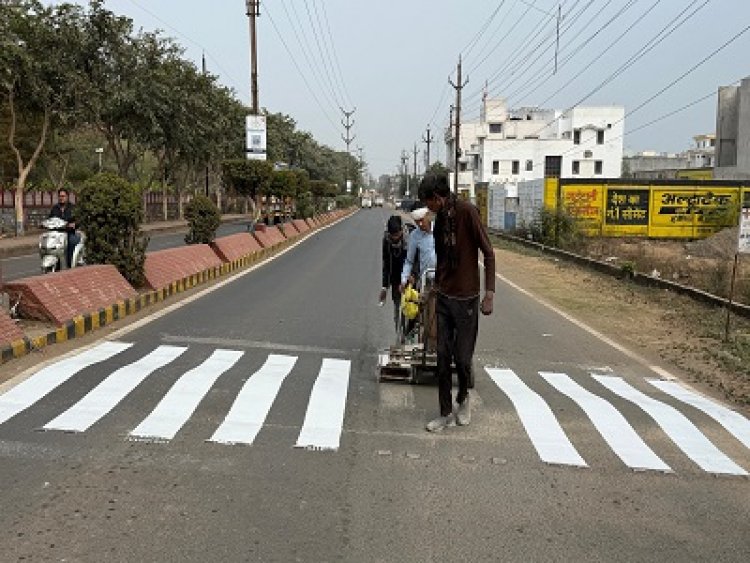 NEWS : सडक सुरक्षा माह, नीमच के इन मार्गो पर स्प्रीड ब्रेकर तैयार, दुर्घटनाओं में आएगी कमी, यातायात पुलिस लगातार कर रही ये प्रयास, पढ़े खबर