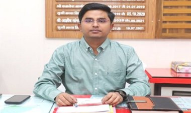 BIG NEWS : नीमच जिला पंचायत CEO अमन वैष्‍णव ने संभाला पदभार, अधिकारी-कर्मचारियों की परिचायत्‍मक बैठक ली, कुछ यूं किया स्वागत, पढ़े खबर