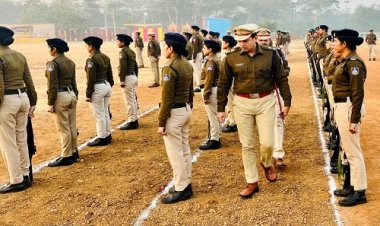BIG NEWS : पुलिस लाईन नीमच में जनरल परेड, एसपी अंकित जायसवाल ने किया निरीक्षण, इन अधिकारियों-कर्मचारियों को किया पुरस्कृत, पढ़े खबर