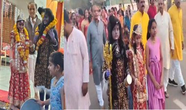 BIG NEWS : नीमच में महाशिवरात्रि की धूम, यहां निकली शिव बारात, श्रद्धालु बने बाराती, और हुए शामिल, भोलेनाथ का आकर्षक श्रृंगार भी, पढ़े खबर