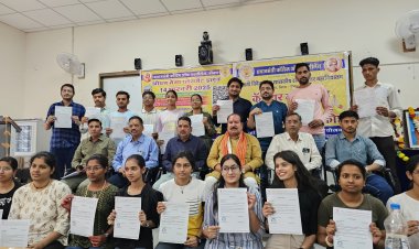 BIG NEWS : नीमच के सरकारी महाविद्यालय की कोशिशे ला रही रंग,पहली बार 100 से ज्यादा विधार्थियो को मिला सीधे यु रोजगार,विधायक परिहार ने भी की सराहना,पढ़े ये खबर