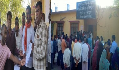 BIG NEWS : रामपुरा में नाबालिग के साथ दुष्कर्म मामला, अब प्रजापति समाज में पनपा आक्रोश, एसपी के नाम सौंपा ज्ञापन, निष्पक्ष जांच और कार्यवाही की मांग, पढ़े रुपेश सारू की खबर