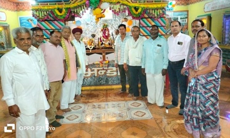 NEWS : श्री नवग्रह शनि मंदिर का स्थापना दिवस मनाया, ग्राम बरूखेडा में निकाली भव्य शोभायात्रा, शामिल हुए सैकड़ों भक्त, महाआरती एवं भजन संध्या का भी आयोजन, पढ़े खबर