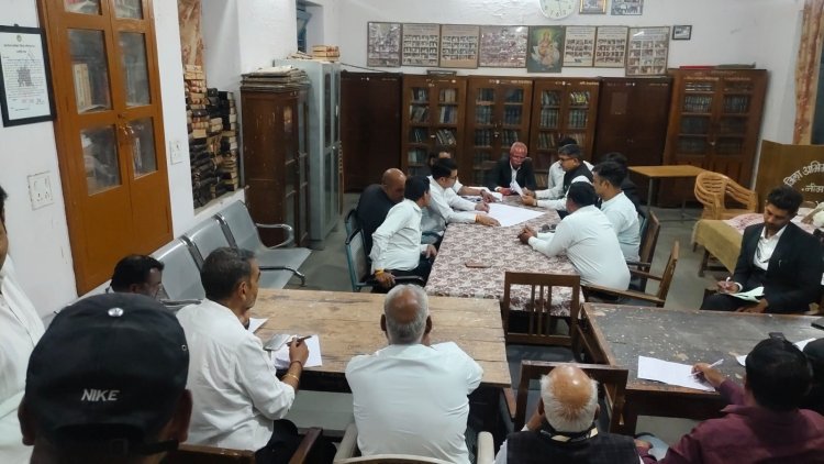 BIG UPDATE : जिला अभिभाषक संघ का चुनावी दंगल, नीमच न्यायालय परिसर में मत गणना, अध्यक्ष पद की दौड़ में कौन आगे, तो सचिव पद में इनके बीच कांटे की टक्कर, जाने 10वें राउंड तक का अपडेट, पढ़े ये खबर