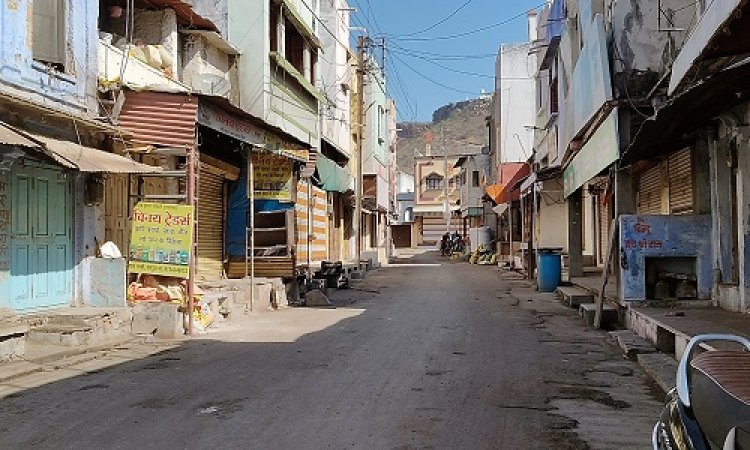 BIG NEWS : नाबालिग से दुष्कर्म के मामले ने पकड़ा तूल, रामपुरा में पसरा सन्नाटा, नगर पूरी तरह से बंद, निष्पक्ष जांच की उठी मांग, अब ज्ञापन सौंपने की तैयारी, पढ़े खबर
