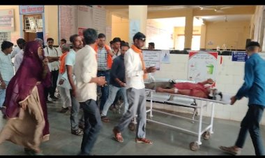 BIG NEWS : कार्यक्रम से लौटता युवक, जब बीच रास्ते में हुआ ये हादसा, तो हालत हो गई गंभीर, फिर सिंगोली से जिला अस्पताल किया रेफर, पढ़े खबर