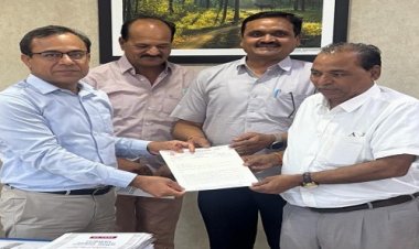 NEWS : मध्य प्रदेश शिक्षक संघ के सदस्य पहुंचे भोपाल, मंत्रालय में सचिव डॉ. संजय गोयल से की भेंट, समयमान वेतनमान सहित इन मुद्दों पर चर्चा, इस प्रक्रिया पर लगवाई तत्काल रोक, पढ़े खबर