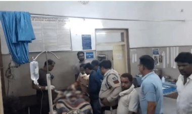 OMG ! बचा लो, पानी डाल दो… पहले शिक्षक से लुटे लाखों रूपए, फिर पेट्रोल डालकर जिंदा जलाया, दर्दनाक मौत, देखने वालों के खड़े हो गए रौंगटे, पुलिस जुटी जांच में, पढ़े खबर