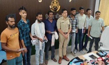 BIG NEWS : सायबर सेल नीमच की प्रभावी कार्यवाही, फ्रॉड संबंधी शिकायतों का निराकरण, वापस कराई राशि, तो गुम हुए मोबाइल भी लौटाएं, एसपी अंकित जायसवाल ने की प्रेसवार्ता, पढ़े खबर