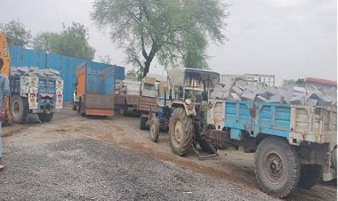 NEWS : अवैध रेत और पत्थर का परिवहन, सूचना मिलते ही खनिज विभाग हुआ अलर्ट, फिर मनासा और सुवाखेड़ा गांव में ताबड़तोड़ कार्यवाही, पांच से ज्यादा ट्रैक्टर जप्त, पढ़े खबर