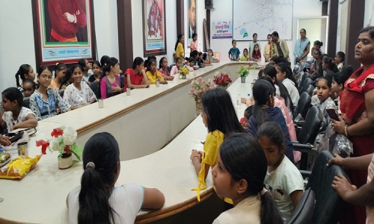 NEWS : मनासा में मनाया लाड़ली लक्ष्मी दिवस, नगर परिषद में हुआ खास कार्यक्रम, कन्याओं का पूजन, फिर इन्हें किया सम्मानित, पढ़े खबर