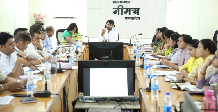 BIG NEWS : सभाकक्ष में राजस्व अधिकारियों की बैठक, कलेक्टर हिमांशु चंद्रा ने शासकीय देव स्थानों की जमीन का सर्वे करने के दिए निर्देश, तो जल्द होगा इन प्रकरणों का निराकरण, पढ़े खबर