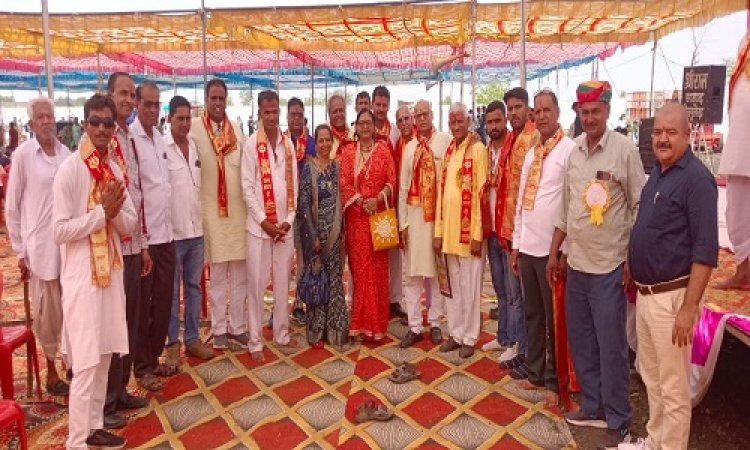 NEWS : भादवामाता में तेली समाज का सामूहिक विवाह सम्मेलन संपन्न, वर-वधु ने थामा एक दूसरे का हाथ, लिए साथ फेरे, नए हमसफर के साथ हुई जिंदगी की शुरुआत, पढ़े खबर