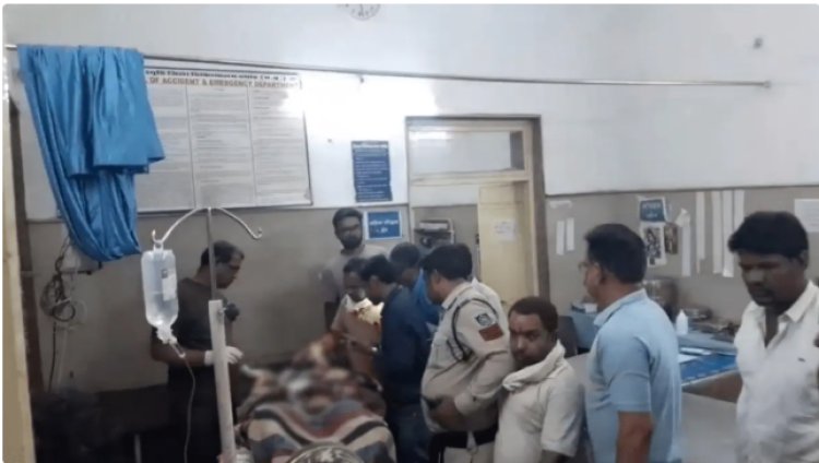 OMG ! बचा लो, पानी डाल दो… पहले शिक्षक से लुटे लाखों रूपए, फिर पेट्रोल डालकर जिंदा जलाया, दर्दनाक मौत, देखने वालों के खड़े हो गए रौंगटे, पुलिस जुटी जांच में, पढ़े खबर