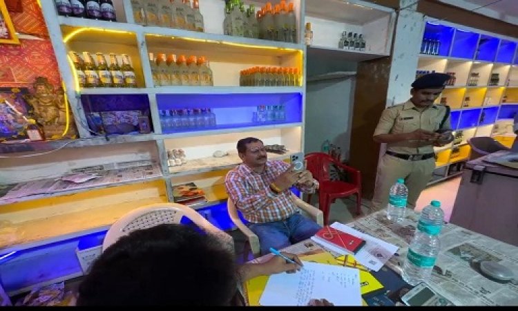 BIG NEWS : मंदसौर जिला आबकारी अधिकारी पर 10 लाख की रिश्वत मांगने का आरोप, रुपए नही दिए तो बंद करा दी दुकान...! डीओ बोले- निरीक्षण के लिए गए थे, आरोप गलत, पढ़े खबर