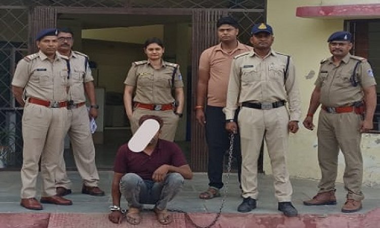 BIG NEWS : मेलखेड़ा-गरोठ रोड़ पर चैकिंग पॉइंट, पुलिस को देख बाइक चालक ने मारा यू-टर्न, जब खाकी ने घेराबंदी कर पकड़ा, तो हुआ अवैध स्मगलिंग का भंडाफोड़, फिर काला सोना जप्त, और तस्कर विजय भी गिरफ्तार, पढ़े खबर