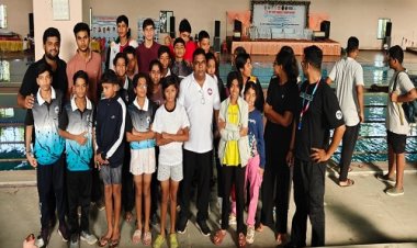 WOW ! स्टेट तैराकी स्पर्धा में नीमच का जलवा, तैराकों ने दिखाया अपना हुनर, 34 इंवेट में लिया भाग, पहले दिन ही 8 गोल्ड सहित 24 मेडल पर जमाया कब्जा, पढ़े खबर