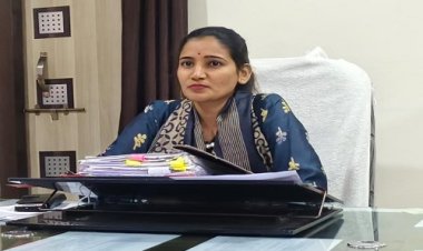 BIG NEWS : नीमच नगर पालिका में शासकीय योजनों में बड़ा घोटाला, अध्यक्ष स्वाति चौपड़ा ने की प्रेसवार्ता, बारी-बारी से किए कई बड़े खुलासे, तत्कालीन सीएमओं महेंद्र वशिष्ठ पर लगाएं गंभीर आरोप...! पढ़े खबर