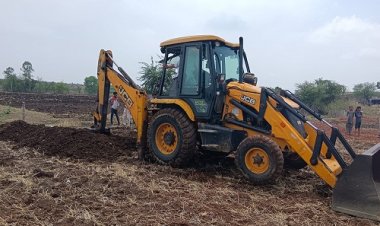 BIG NEWS : नीमच जिले के इस गांव में जिला प्रशासन की बड़ी कार्यवाही, कब्जाई जमीन पर चलाया बुल्डोजर, अब देवभूमि हुई अतिक्रमण से मुक्त, पढ़े खबर