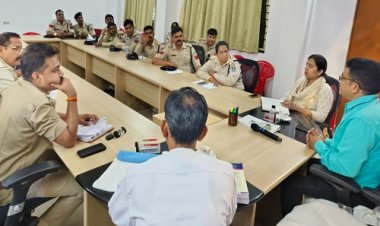 NEWS : नवीन आपराधिक कानून का प्रभावी क्रियान्वयन, नीमच कंट्रोल रूम में प्रशिक्षण कार्यक्रम सम्पन्न, इन बिंदुओं पर दी अहम जानकारियां, पढ़े खबर