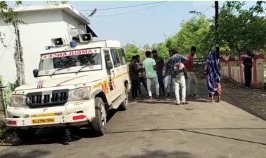 BIG NEWS : बाइक सवारों के लिए ये वाहन बना काल, मारी जोरदार टक्कर, अनिल की दर्दनाक मौत, तो मुकेश गंभीर घायल, मृतक का जिला अस्पताल में हुआ पीएम, नीमच सिटी पुलिस जुटी जांच में, पढ़े खबर