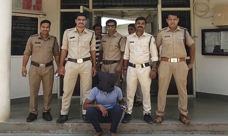 BIG NEWS : राजस्थान पुलिस को चकमा देकर भागा आरोपी, दुधाखेड़ी माताजी को बनाया ठिकाना, सूचना मिलते ही भानपुरा पुलिस ने की घेराबंदी, फिर धारा गया जावद क्षेत्र का गोपाल, पढ़े खबर