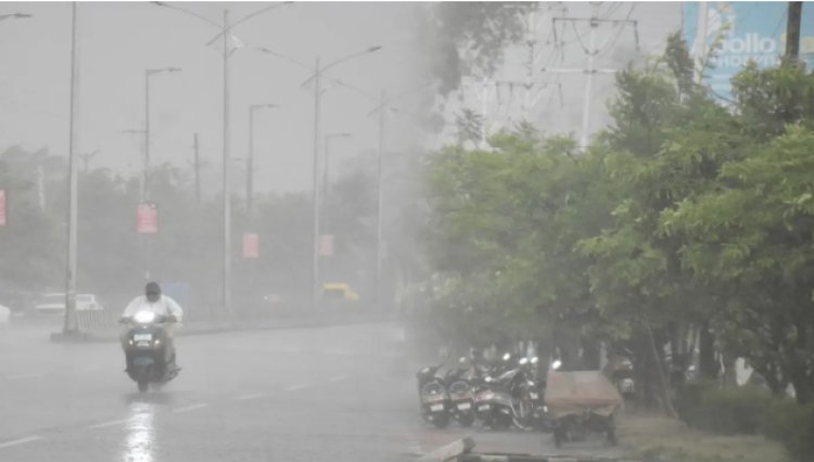 WEATHER UPDATE : एमपी में बदलेगा मौसम का मिजाज, एक्टिव होने वाला है मानसून, इतने दिनों बाद होगी जमकर बारिश, धूप-उमस से लोगों को मिलेगी राहत, पढ़े खबर