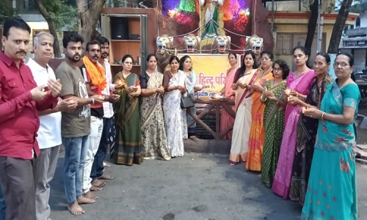 NEWS : अहमदाबाद विमान हादसा, विश्व हिंदू परिषद मातृशक्ति ने दी दिवंगतों को श्रद्धांजलि, दीप प्रज्वलित के बाद किया हनुमान चालीसा का पाठ, नीमच के इस चौराहे पर कार्यक्रम संपन्न, पढ़े खबर