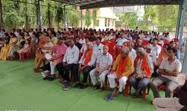 NEWS : जीरन में गुरु वंदन कार्यक्रम संपन्न, सैकड़ों शिक्षक कार्यक्रम में हुए शामिल, इन्होंने समाज में परिवर्तन करने का किया आव्हान, पढ़े खबर