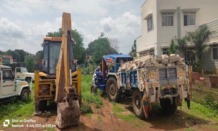 BIG NEWS : नीमच जिले के इस थाना क्षेत्र में खनिज विभाग की बड़ी कार्यवाही, ट्रैक्टर और जेसीबी जप्त, जांच शुरू, क्या बोले अधिकारी, पढ़े खबर
