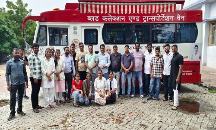 NEWS : इस क्लब का 12 वां स्थापना दिवस, तो मनासा में किया विशाल रक्तदान शिविर का आयोजन, युवाओं ने बढ़-चढ़कर लिया हिस्सा, तो जिला अस्पताल का भी कुछ यूं मिला सहयोग, पढ़े खबर