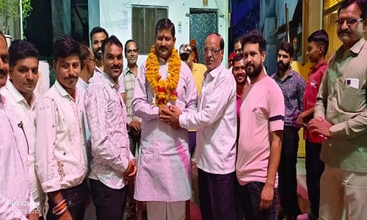 NEWS : गुजरात राज्य संस्कृत बोर्ड के अध्यक्ष पहुंचे गृह क्षेत्र जीरन, पुष्पमालाओं से इन्होंने किया स्वागत, स्थानीय लोगों और शुभचिंतकों से क्या बोले पालीवाल, पढ़े इस खबर में