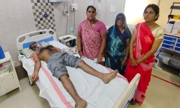 BIG BREAKING : नीमच जिले के इस गांव में मामूली बात पर जमकर विवाद, एक व्यक्ति घायल, परिजन लेकर पहुंचे जिला अस्पताल, घटना सिटी थाना क्षेत्र की, पढ़े खबर