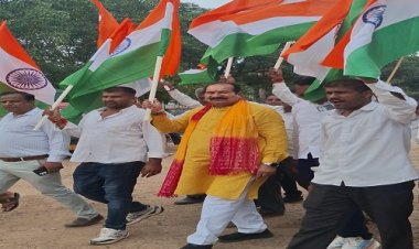 NEWS : स्वतंत्रता दिवस, भाजपा दक्षिण मंडल ने निकाली भव्य तिरंगा यात्रा, जीरन नगर में गूंजा भारत माता की जय, पढ़े खबर