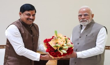 BIG NEWS : मुख्यमंत्री डॉ. मोहन यादव की प्रधानमंत्री मोदी से पार्लियामेंट हाउस में मुलाकात, पीएम को मध्य प्रदेश आने का दिया निमंत्रण, पढ़े खबर