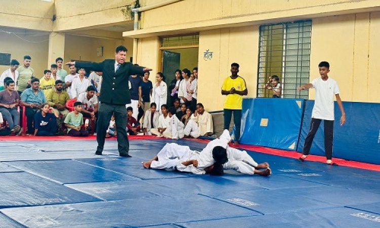 NEWS : संभाग स्तरीय शालेय जूड़ो प्रतियोगिता संपन्न, नीमच के खाते में आएं 11 स्वर्ण और 30 से ज्यादा रजत पदक, फिर चैम्पियन बना हमारा शहर, पढ़े खबर