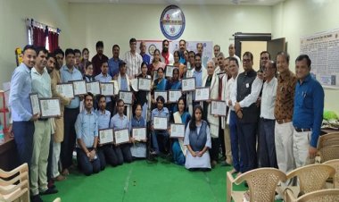 BIG NEWS : शिक्षक दिवस, लायंस ऑफ नागदा ने किया इनका सम्मान, प्रशस्ति पत्र किए भेंट, कार्यक्रम में इनकी हुई प्रसंशा, पढ़े खबर