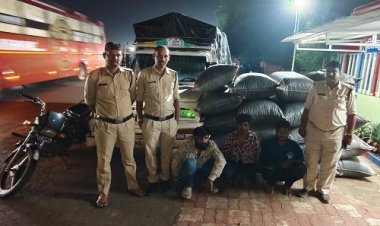 BIG NEWS : आगे-आगे पायलेटिंग करते बाइक सवार युवक, और पीछे चल रही नशे से भरी पिकअप, सूचना मिलते ही हर्कियाखाल फंटे पर पुलिस ने घेरा, फिर डोडाचूरा की बड़ी खेप जप्त, मंदसौर जिले के तीन आरोपी भी गिरफ्तार, पढ़े खबर