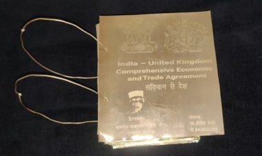 BIG NEWS : पीतल के पृष्ठों पर छपा भारत यूनाइटेड किंगडम आर्थिक और व्यापार समझौता, प्रधानमंत्री मोदी के जन्मदिन पर ये सप्रेम भेंट, पढ़े खबर