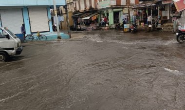 NEWS : रामपुरा क्षेत्र में बदला मौसम का मिजाज, नगर में हुई झमाझम बारिश, किसानों के चेहरे पर खुशी के साथ क्यों है मायूसी, पढ़े खबर