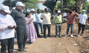 BIG NEWS : स्वच्छता ही सेवा पखवाड़ा, अलर्ट मोड पर नीमच नगर पालिका, शहाबुद्दीन बाबा मार्ग पर पहुंची टीम, और छेड़ा सफाई अभियान, बंद पड़ी गुमटियां भी हटाई, पढ़े खबर