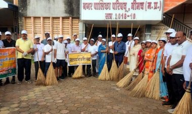 NEWS : स्वच्छता पखवाड़ा, नीमच में एक साथ स्वच्छता के नाम कार्यक्रम कार्यक्रम संपन्न, जनप्रतिनिधियों ने किया श्रमदान, फिर यहां किया पौधारोपण, विधायक और नपाध्यक्ष सहित ये रहें मौजूद, पढ़े खबर