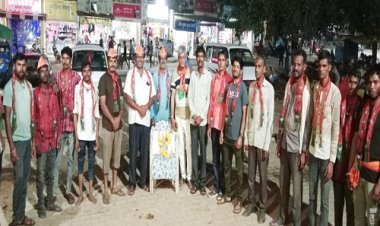 NEWS : भाजपा दक्षिण मण्डल ने मनाई पंडित दीनदयाल उपाध्याय की जयंती, चित्र पर किया माल्यार्पण, बताया योगदान, विधायक परिहार भी पहुंचे जीरन, पढ़े खबर