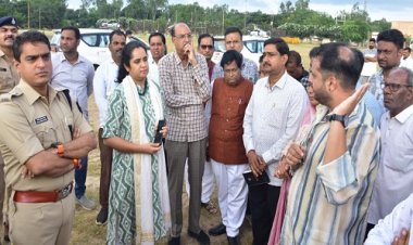 NEWS : मंदसौर में होगा रावण का दहन, कलेक्टर, एसपी सहित जनप्रतिनिधियों ने किया कार्यक्रम स्थल का निरीक्षण, बेहतर व्यवस्थाओं के दिए निर्देश, यहां पुलिस भी रहेगी अलर्ट, पढ़े खबर