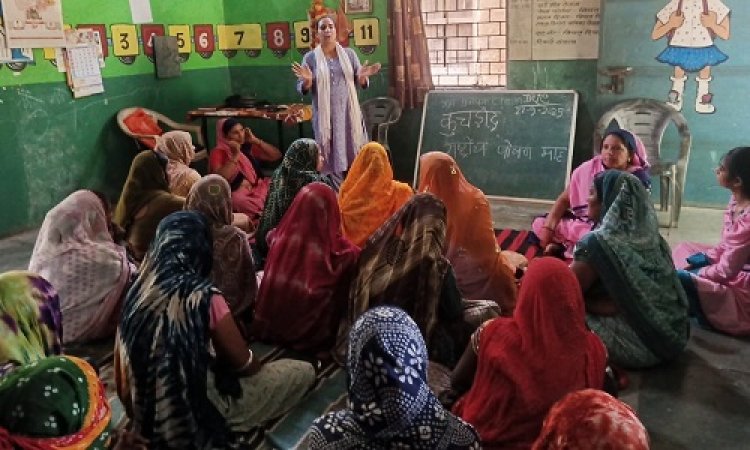 NEWS : ग्राम पंचायत कुचड़ौद में मनाया पोषण सप्ताह, सेक्टर प्रभारी ने महिलाओं को दी अहम जानकारी, स्वस्थ भारत का सपना भी बताया, पढ़े खबर